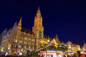 christkindlesmarkt-in-muenchen-bayern