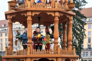 dresden-weihnachtsmarkt-pyramide-figuren