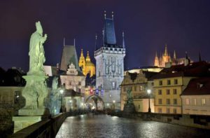 Prag bei Nacht