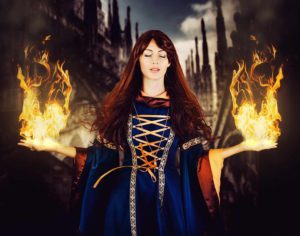 Mittelalter Frau mit Feuer