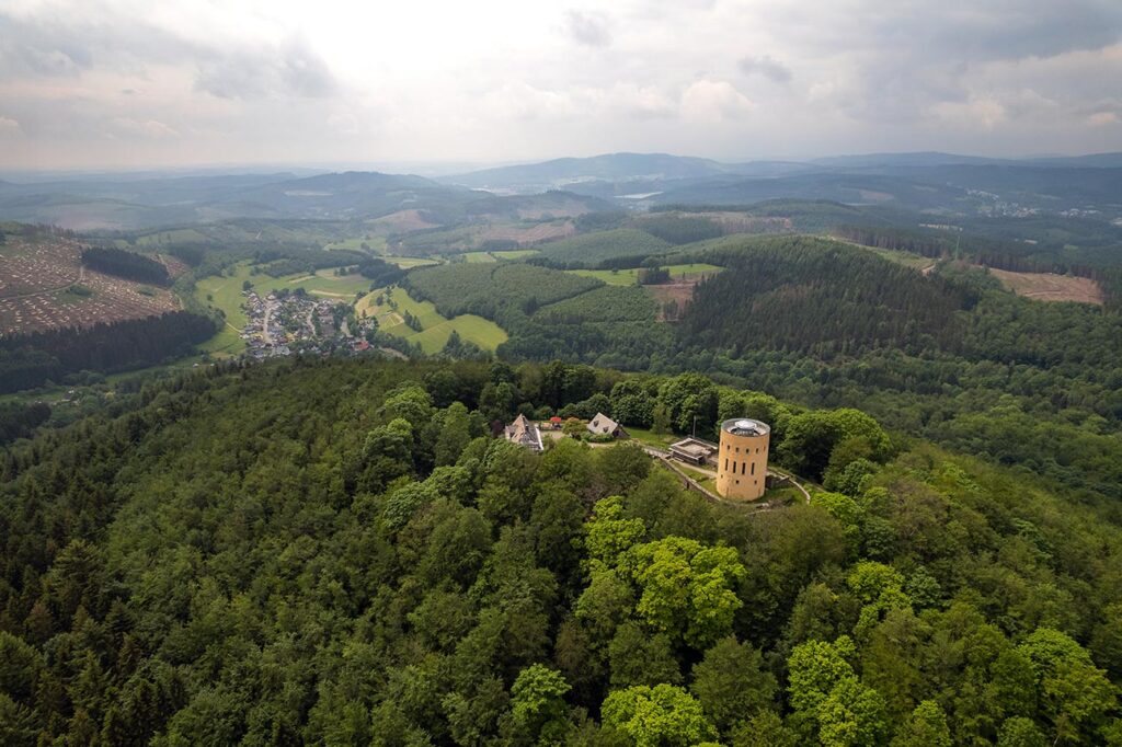 Burg Ginsburg, Luftaufnahme, Hilchenbach, Sauerland