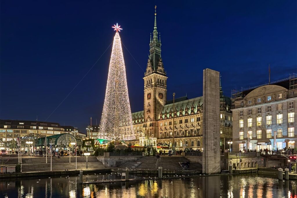 Hamburger Weihnachtsmarkt am Rathaus