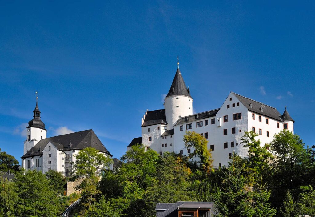 St.-Georgen-Kirche und Schloß Schwarzenberg