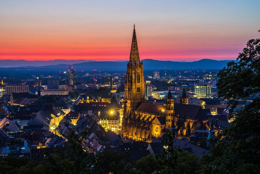 freiburg im breisgau bei nacht