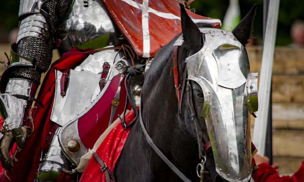 Ritter zu Pferde