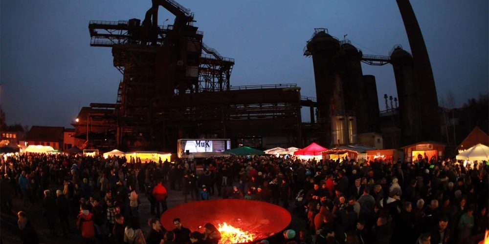 Weihnachtsmarkt auf der Hochofen-Plaza